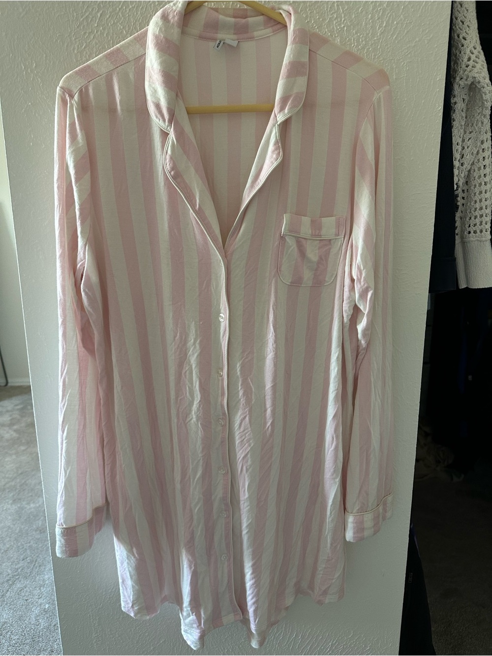 Nordstrom brand pink and white striped night gown
